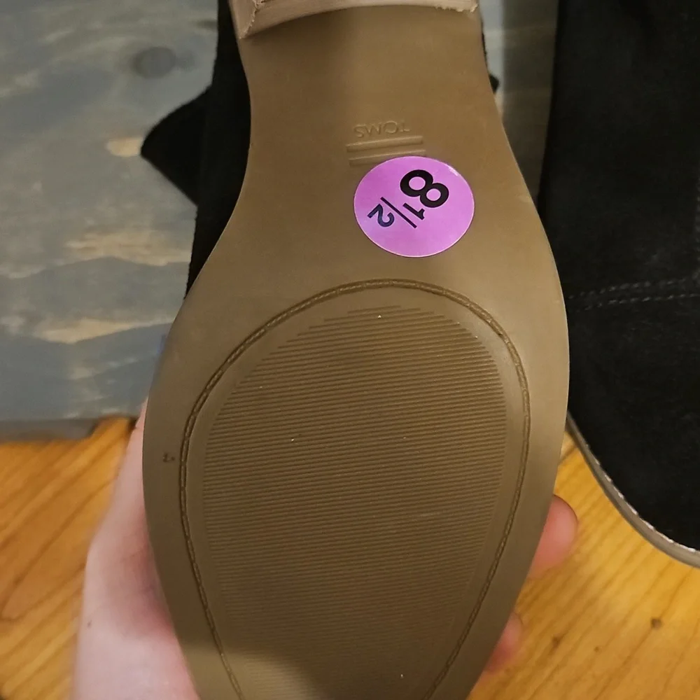 New Toms Black Ankle Boots - Picture 2 of 2